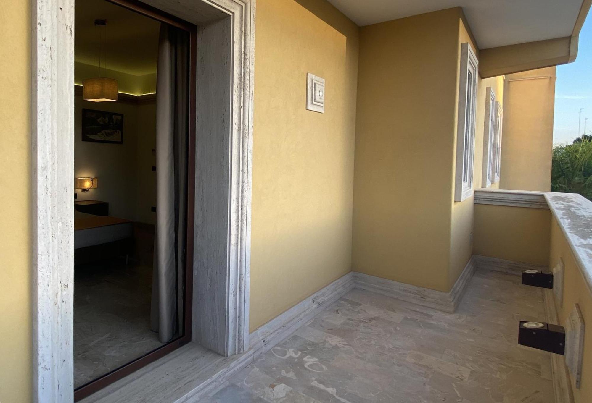 Bhb Hotel ماندوريا المظهر الخارجي الصورة