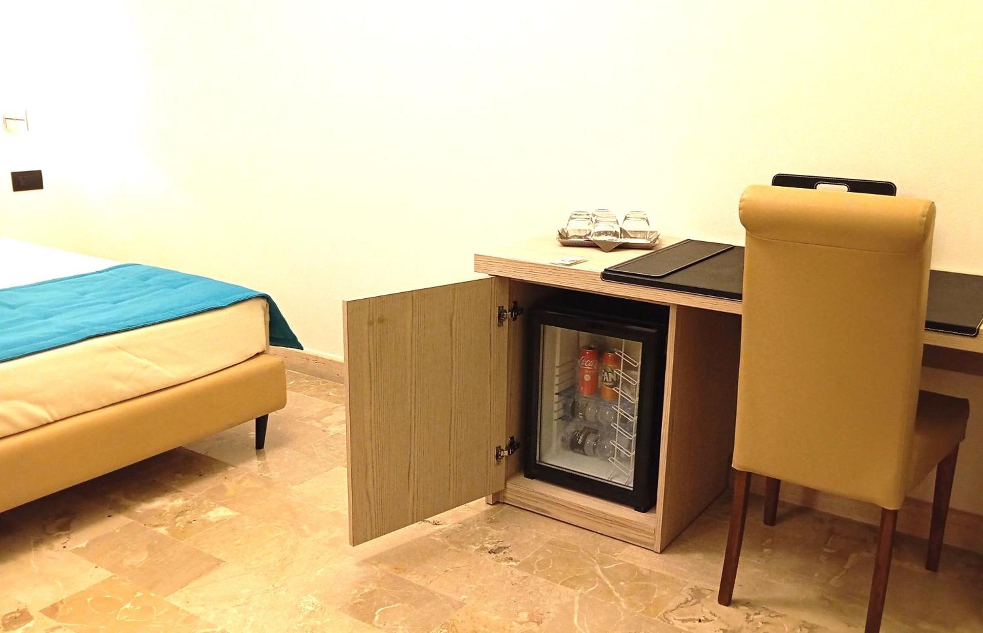 Bhb Hotel ماندوريا المظهر الخارجي الصورة
