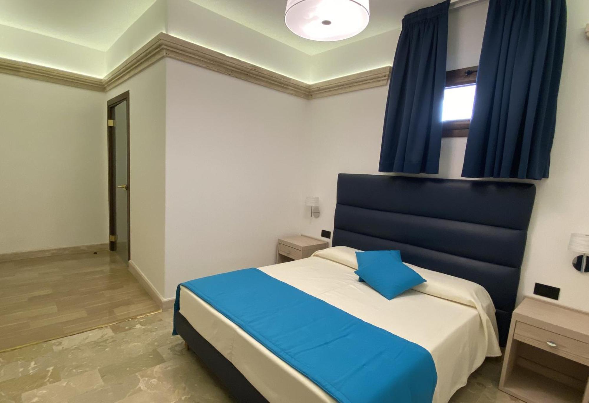 Bhb Hotel ماندوريا المظهر الخارجي الصورة