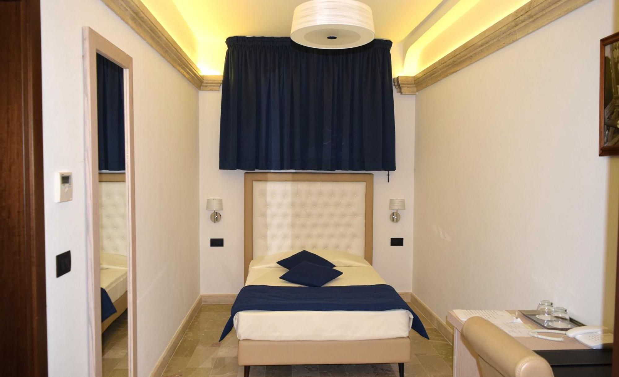 Bhb Hotel ماندوريا المظهر الخارجي الصورة