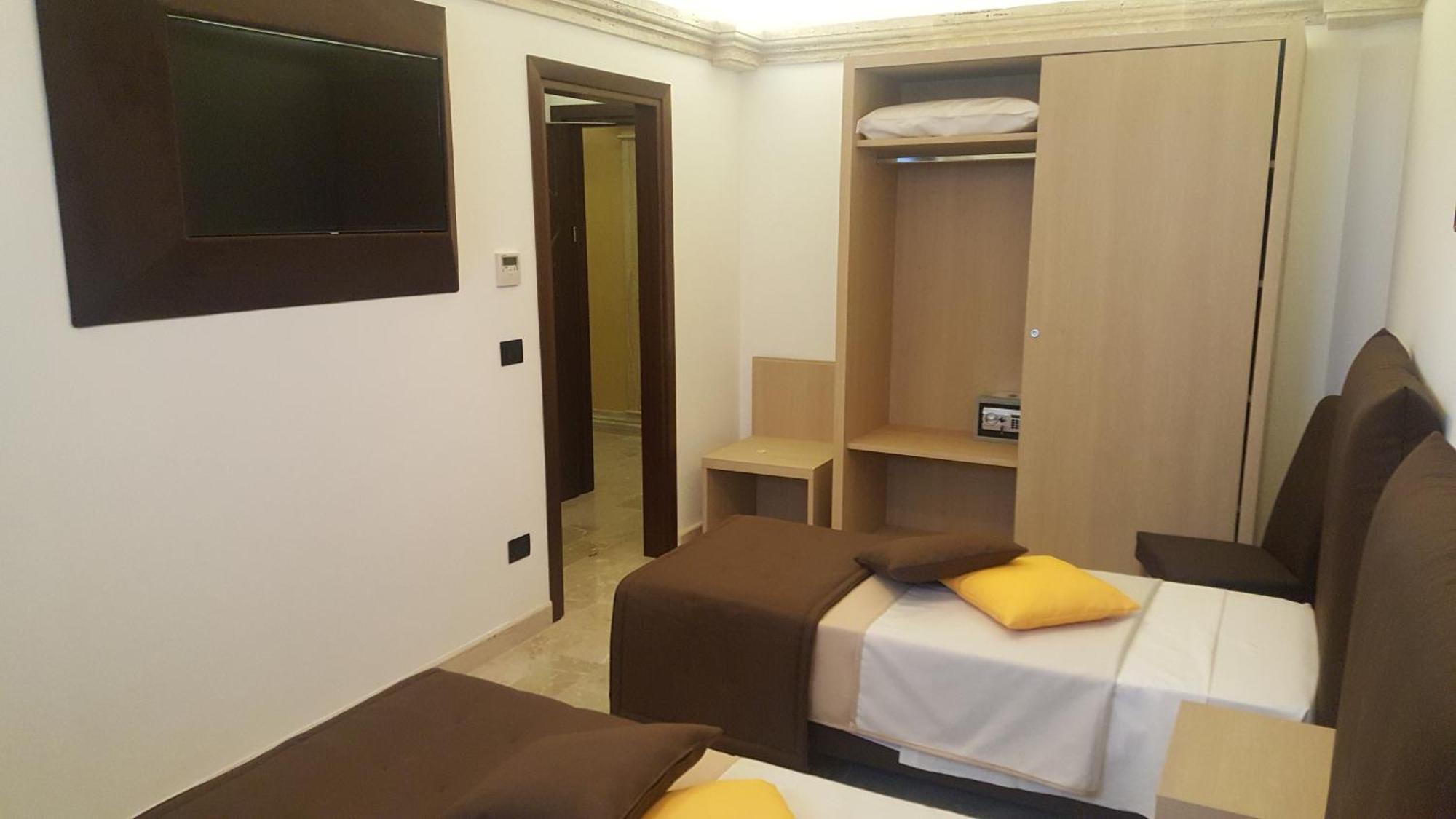 Bhb Hotel ماندوريا المظهر الخارجي الصورة